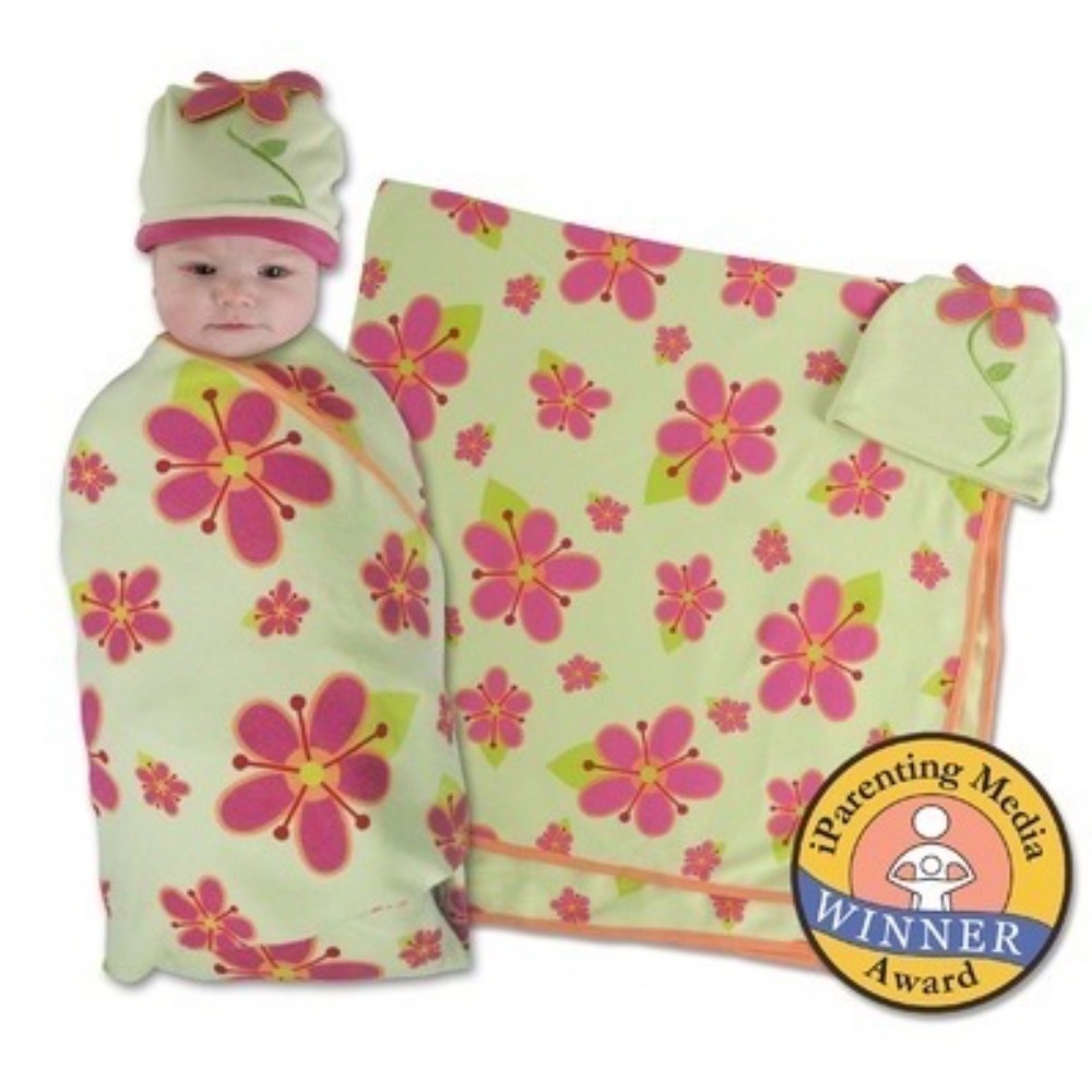 Posie Swaddle Blanket & Cap Set